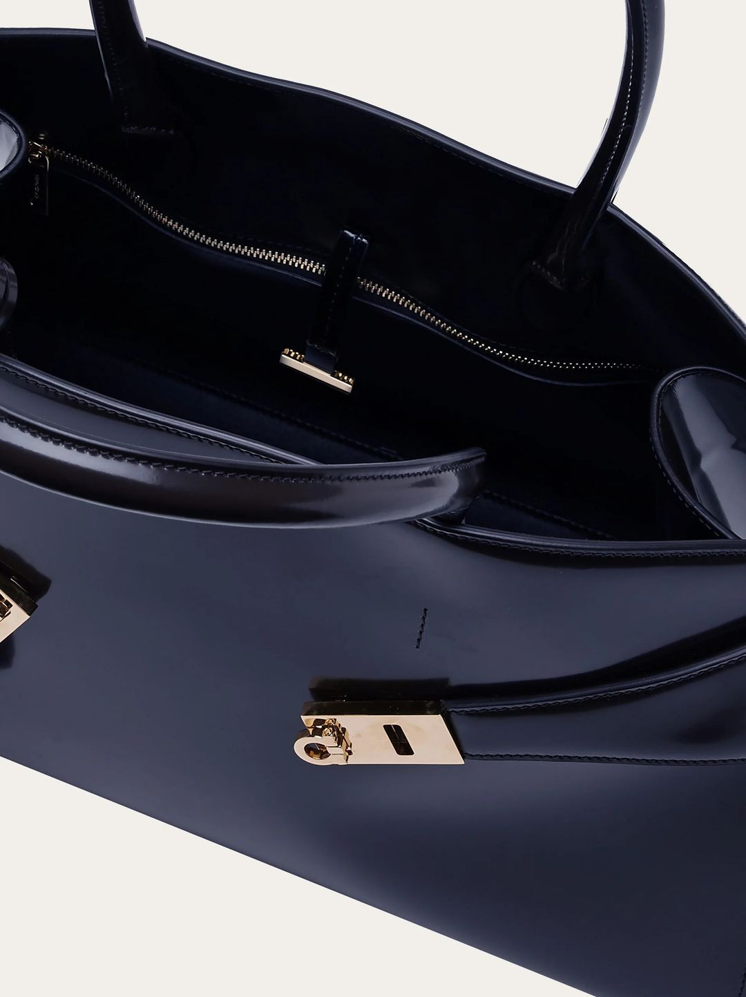 Hug bag (large) in Navy #5