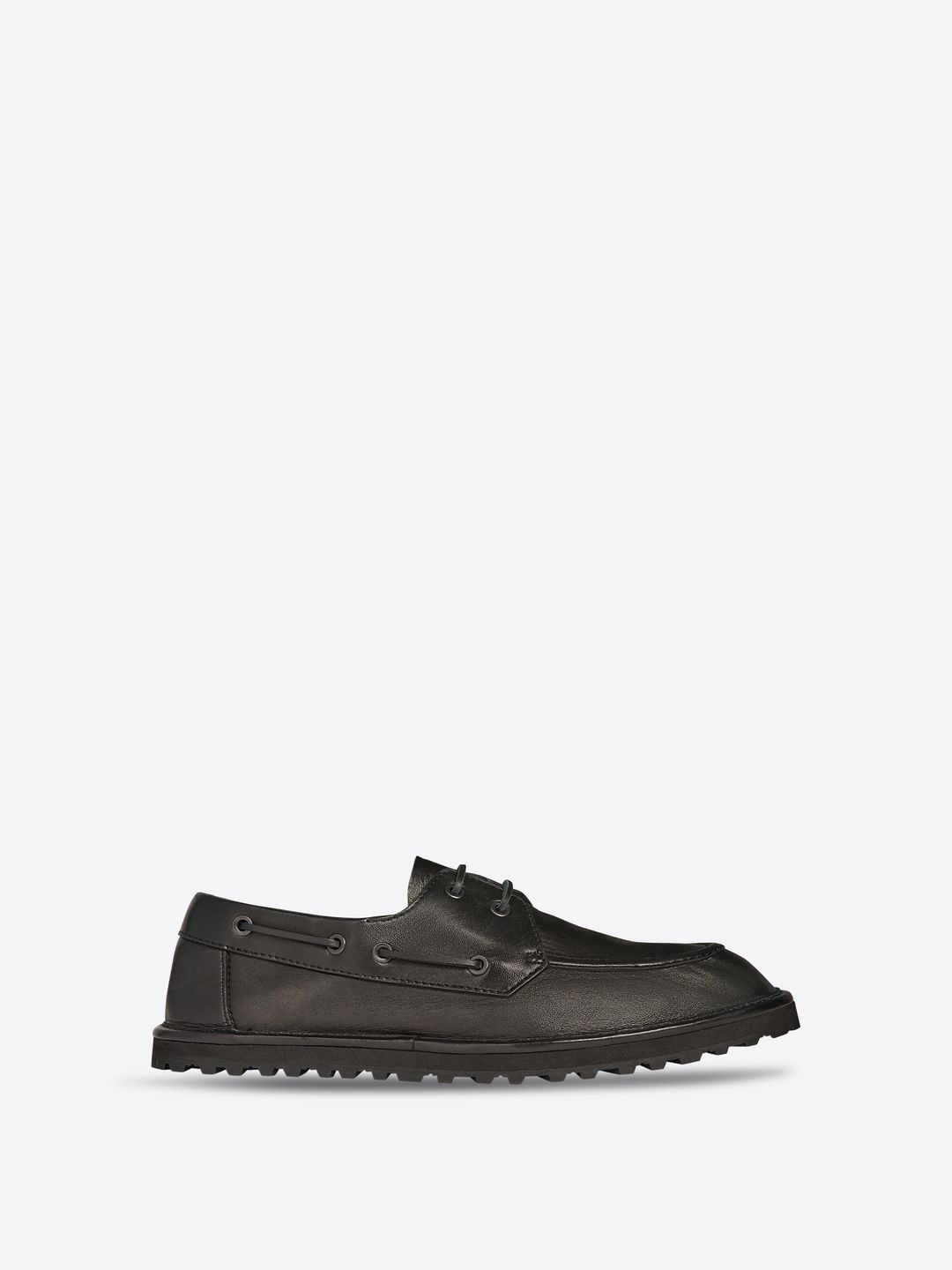 Leather boat shoes