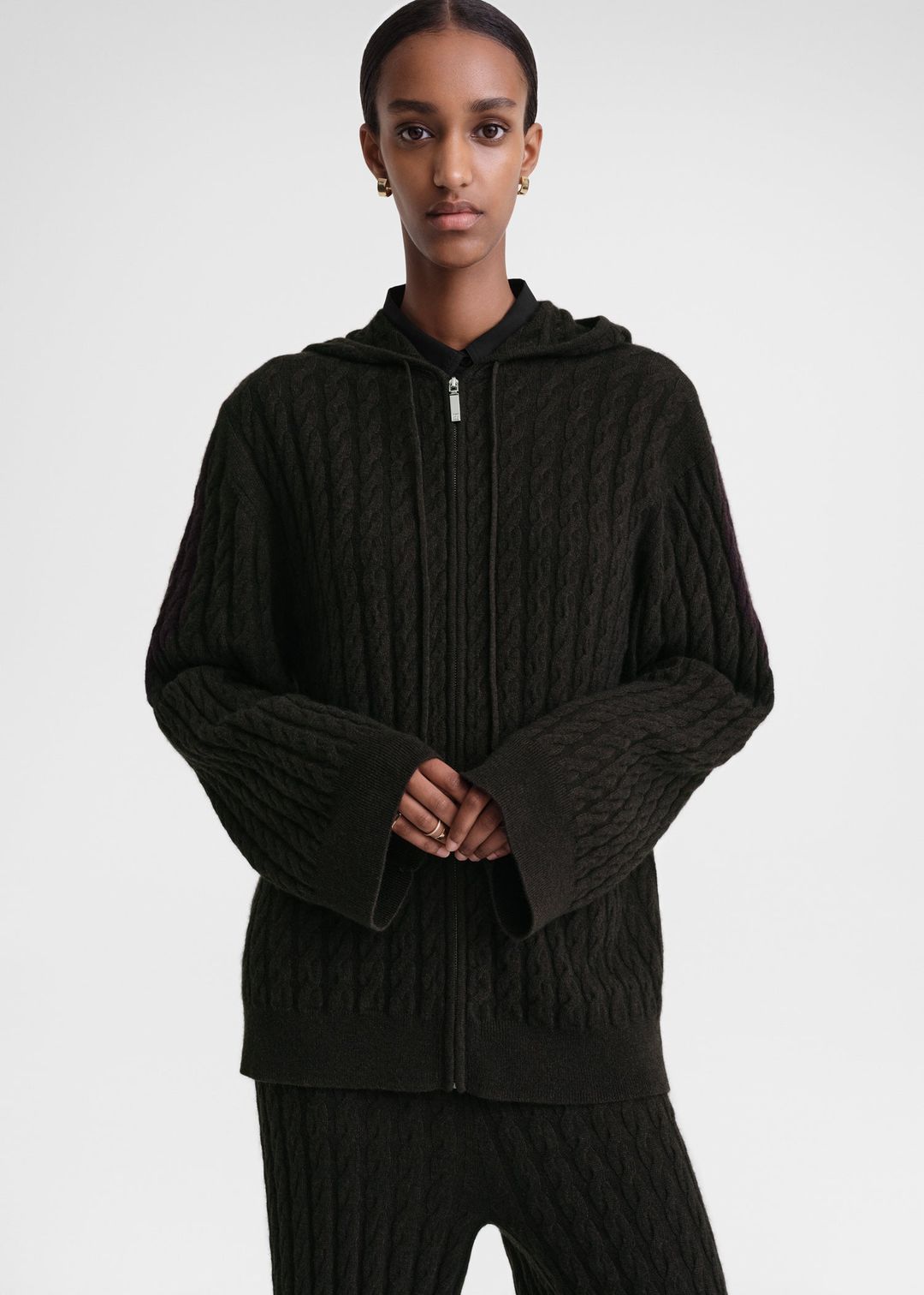 Cable knit hoodie espresso #4