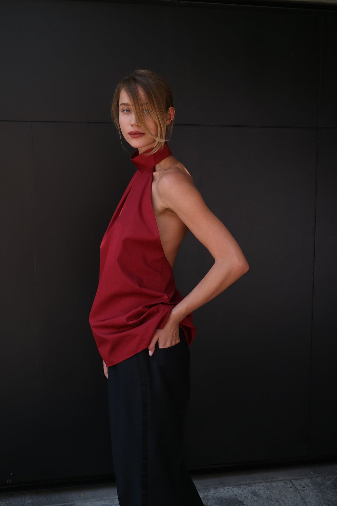 BACKLESS TUNIC IN RED POPLIN #3