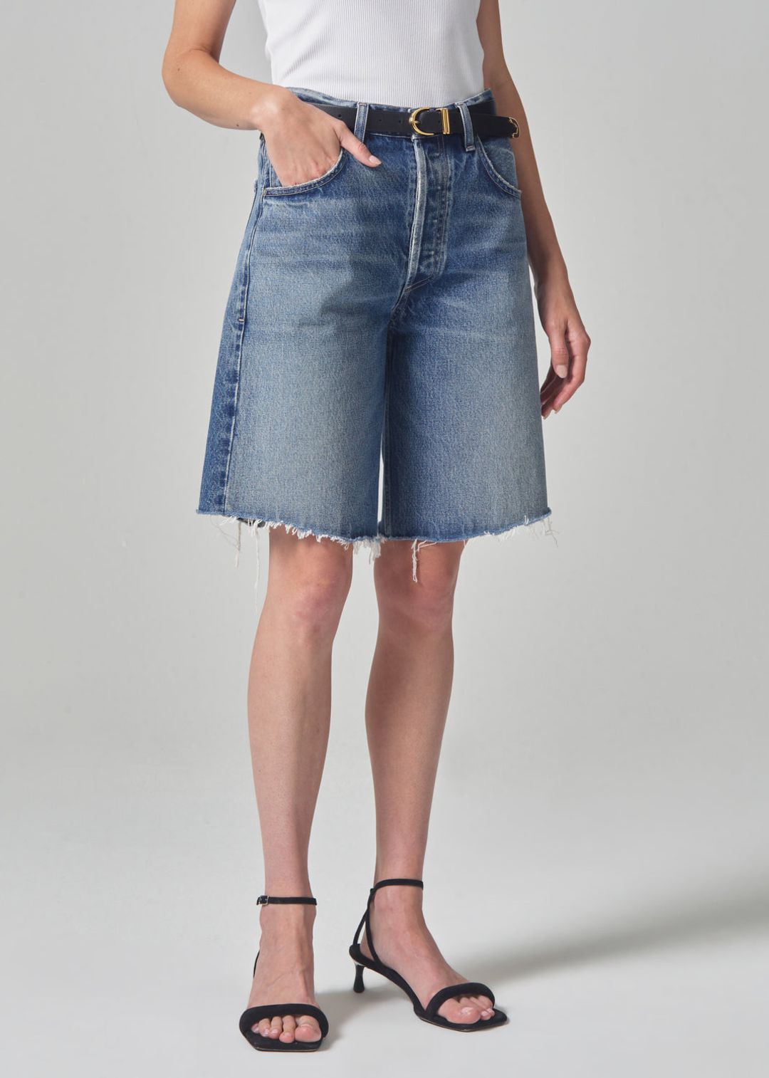 Ayla Short in Maxwell #5