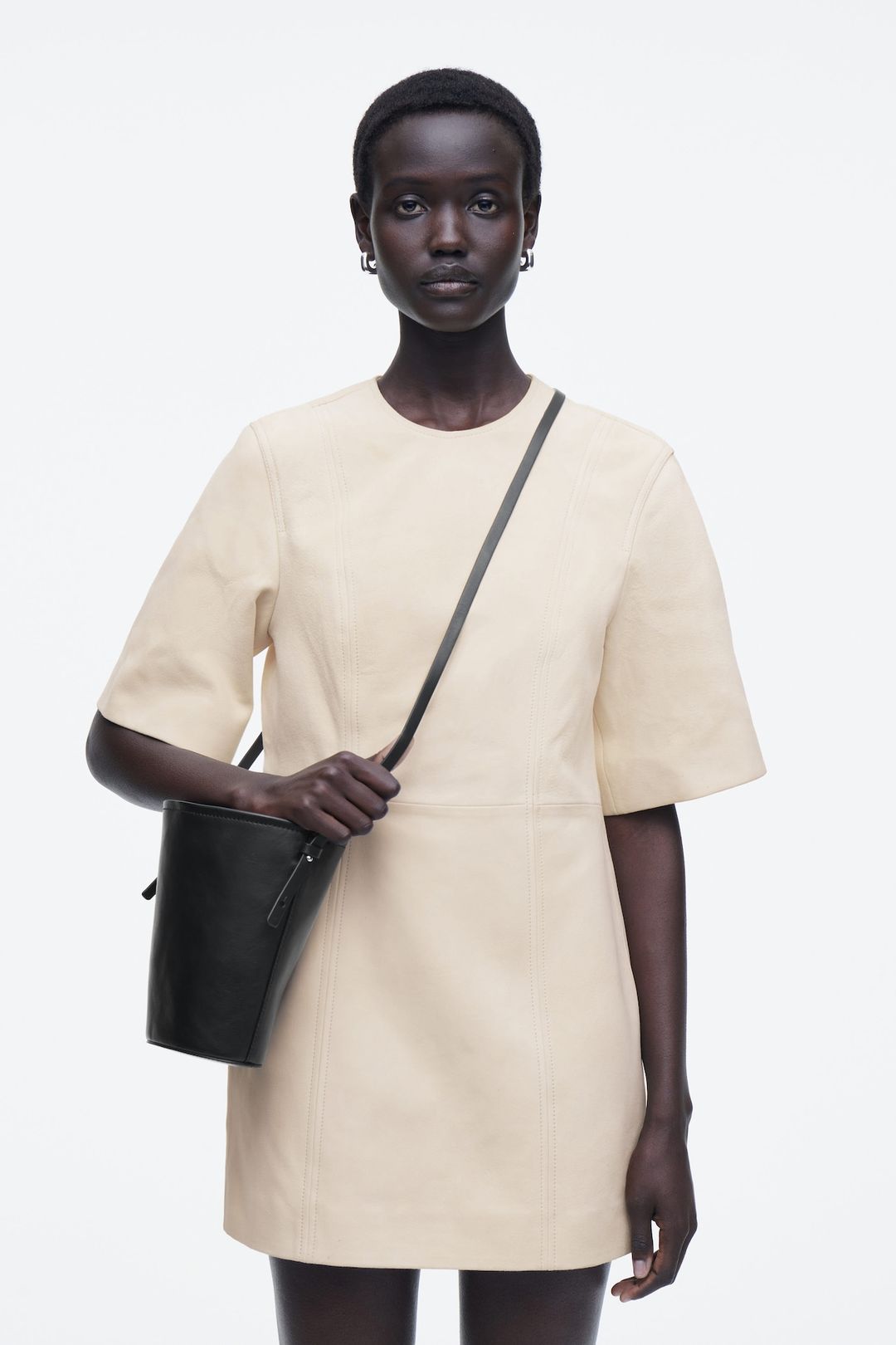 MINI BUCKET BAG - LEATHER