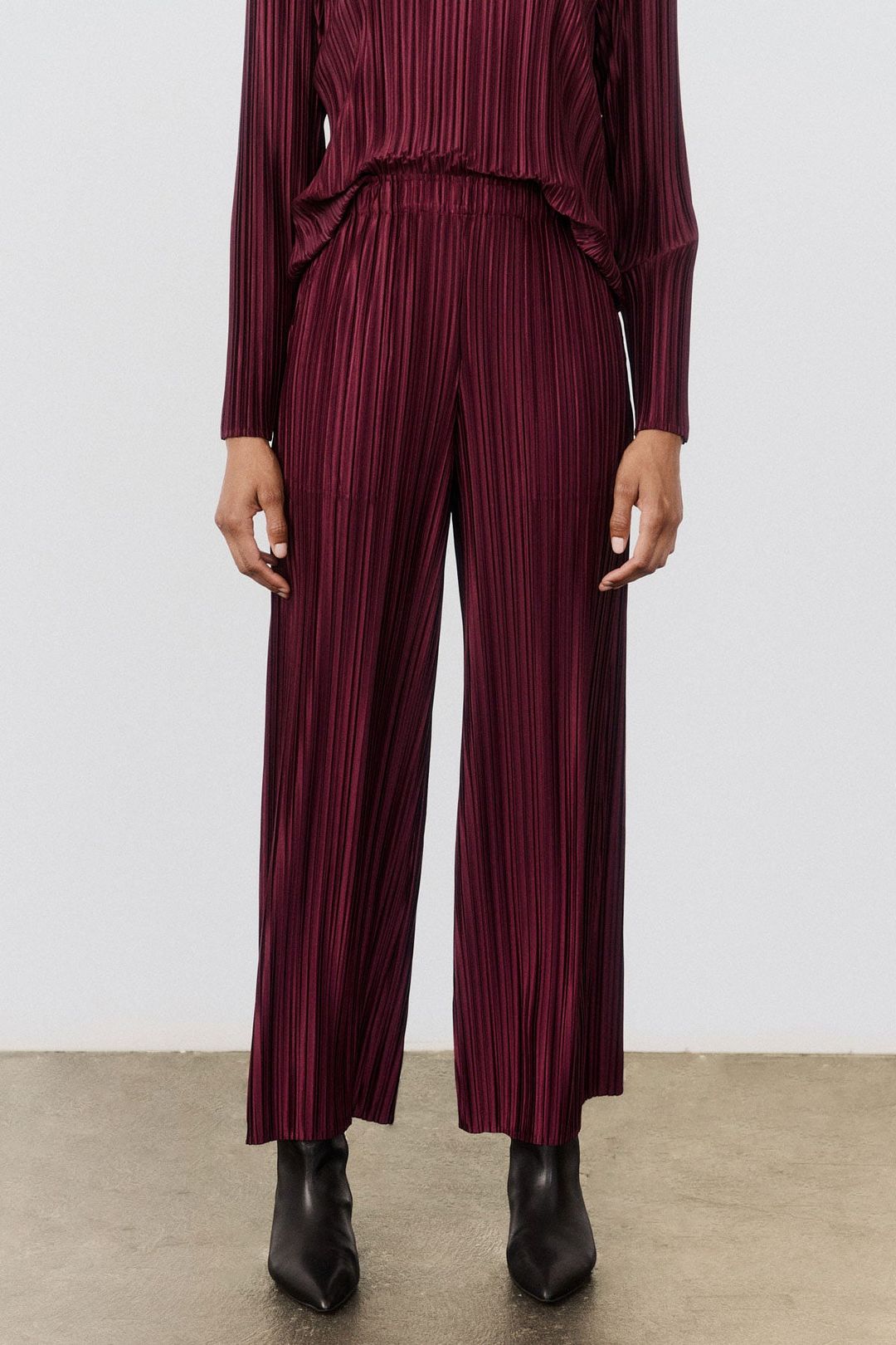 Relaxed Pleated Pants #5