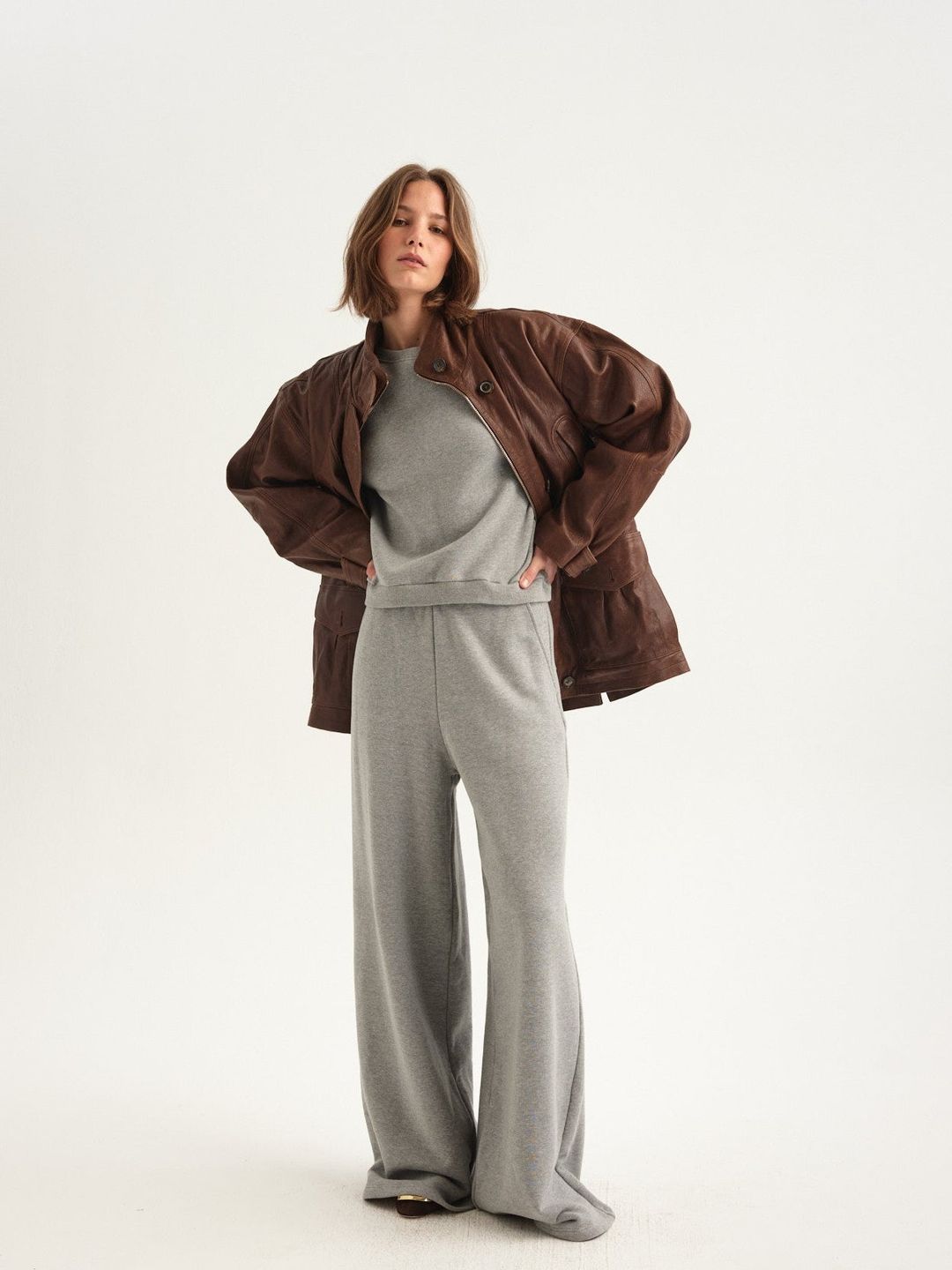 The Wide Leg Terry Trouser in Heather Grey #5