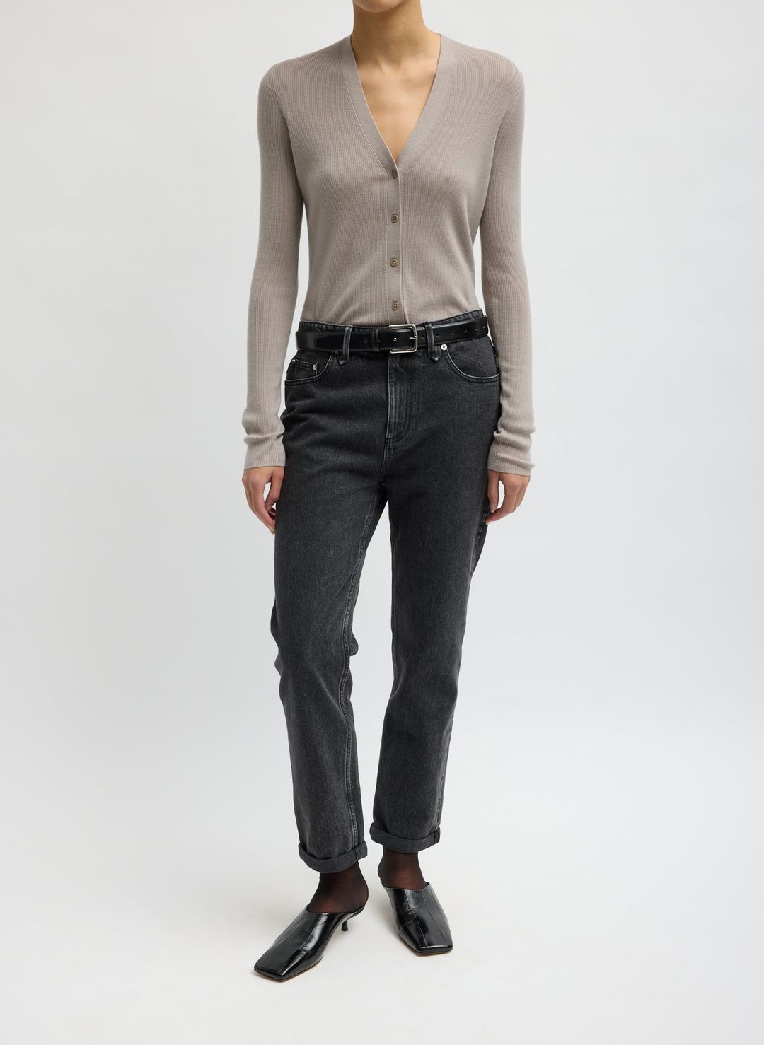 Feather Weight Ribbed V-Neck Slim Cardigan #7