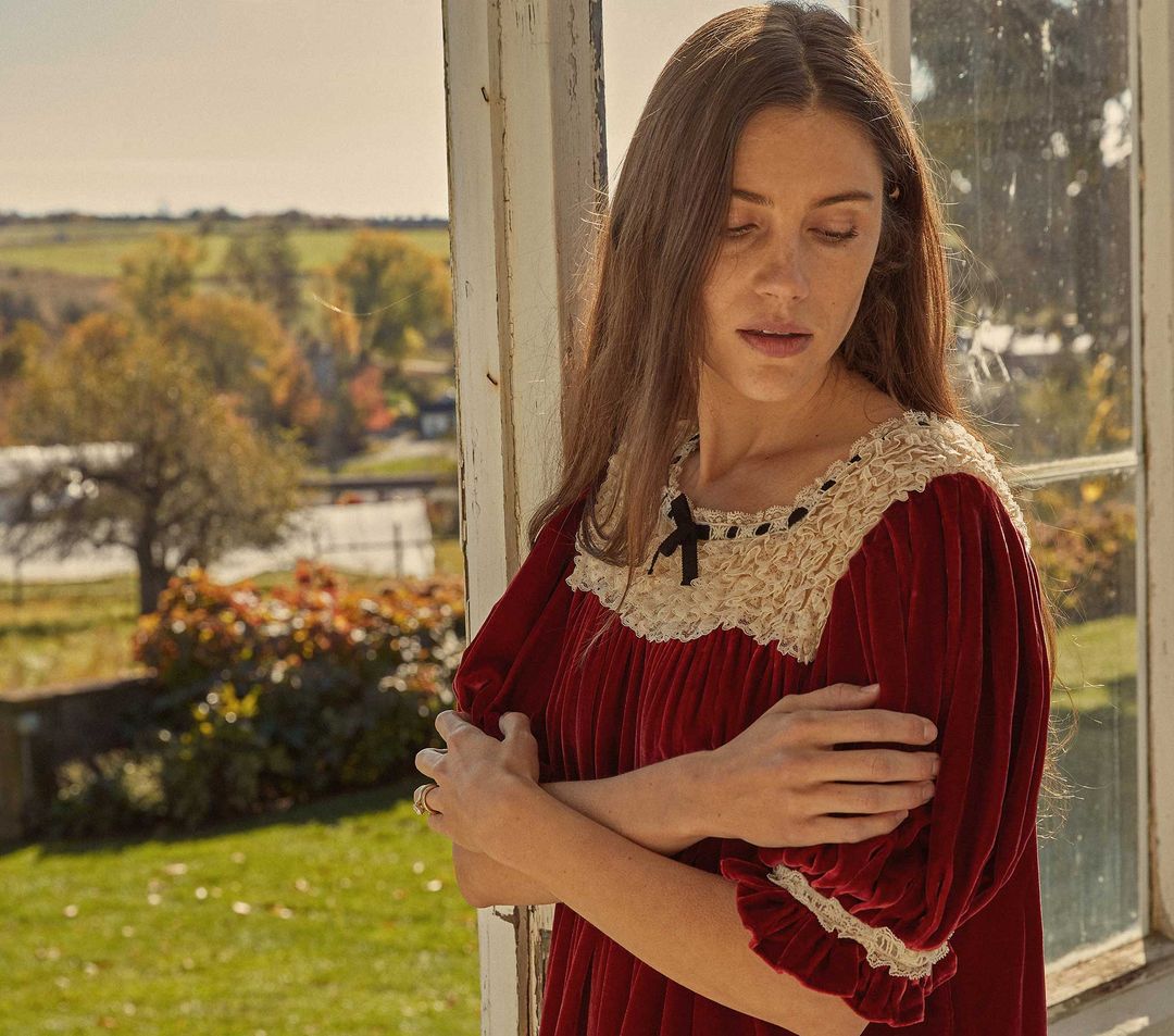 HMD -- RONDES DRESS -- CURRANT #9