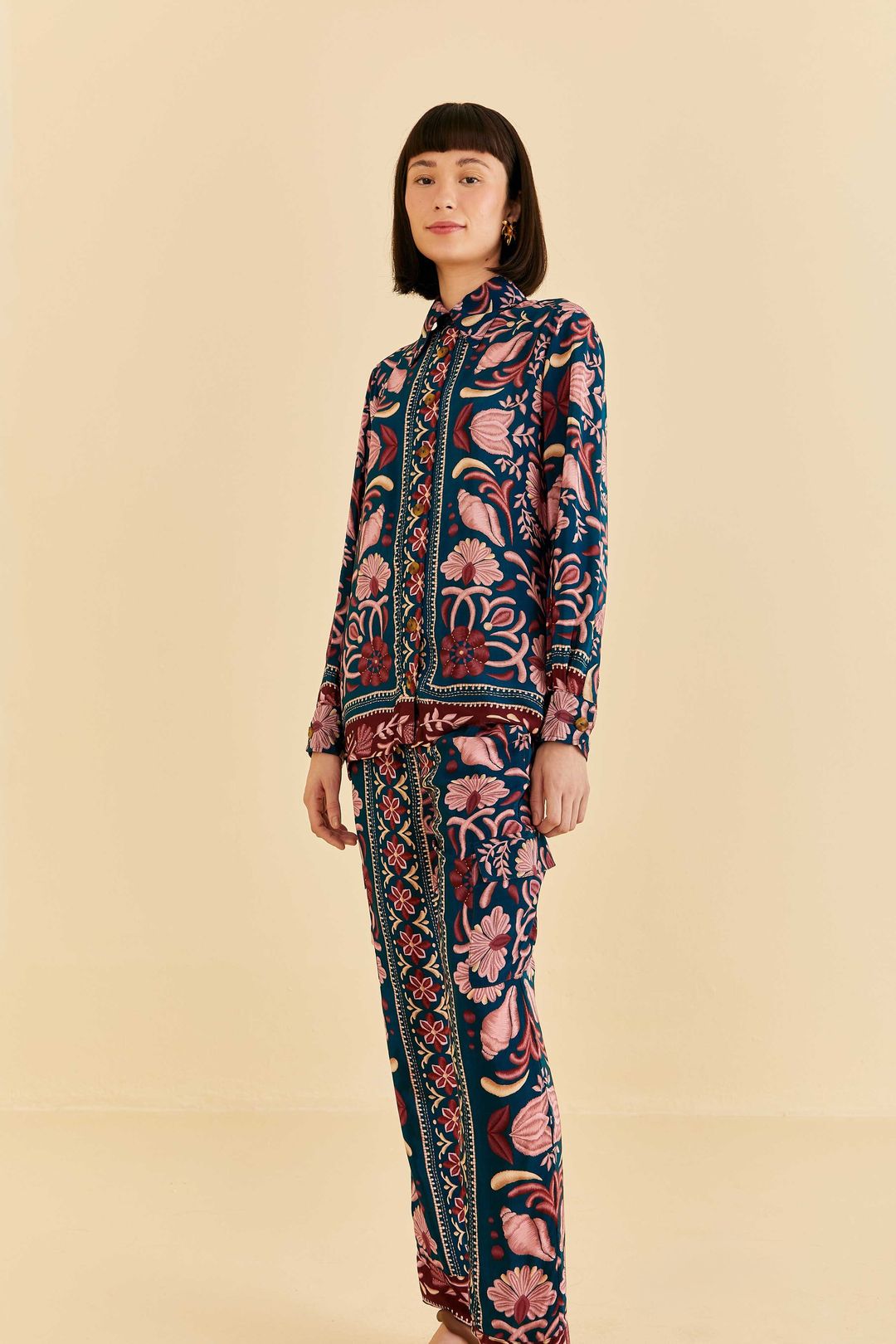 Teal Seashell Tapestry Cargo Pants