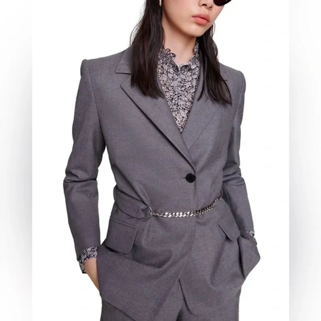 Villanette Chain Belt Blazer #4