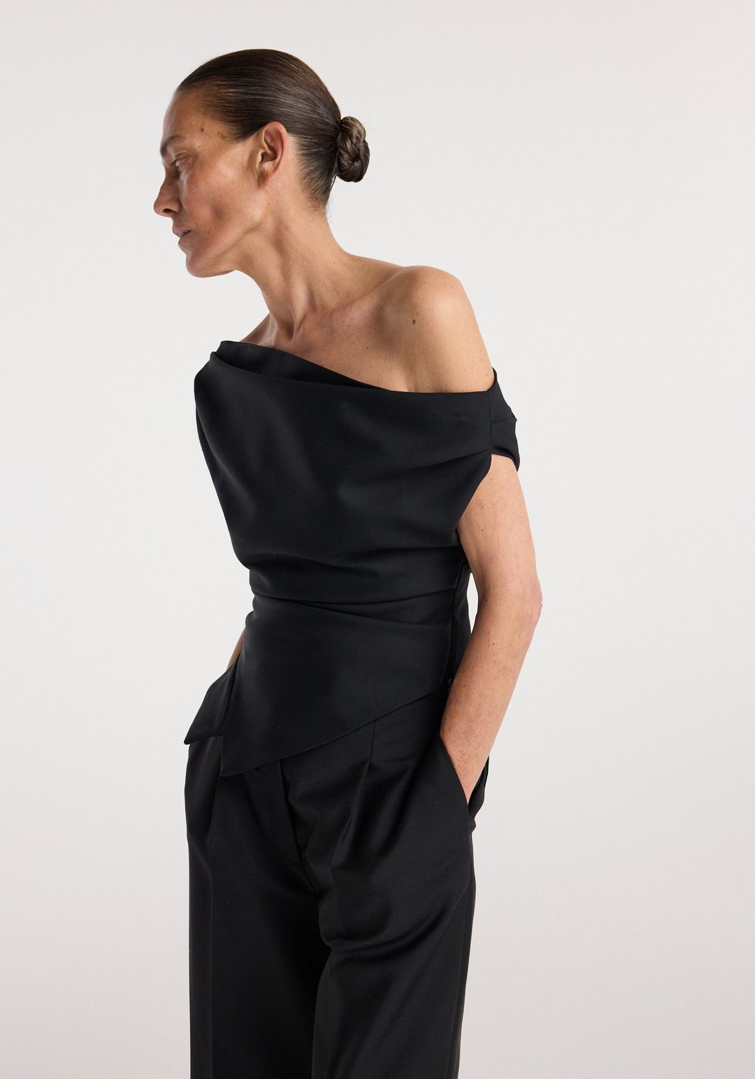 Off shoulder lapel top | black #5