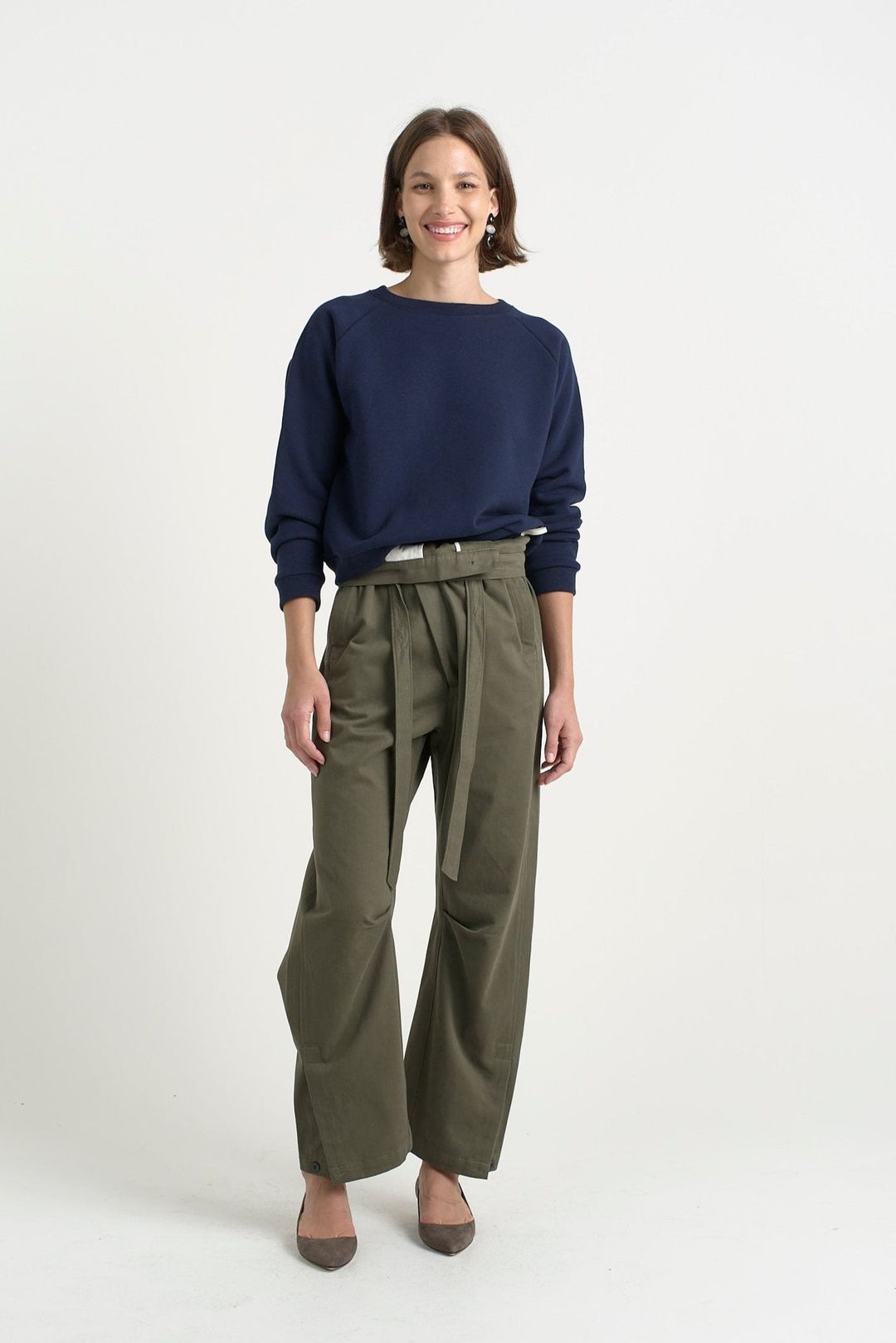 The Everything Pant in Olive #15