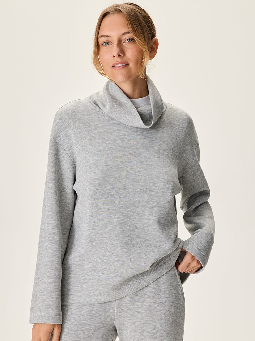 Stratus Funnel Neck #3