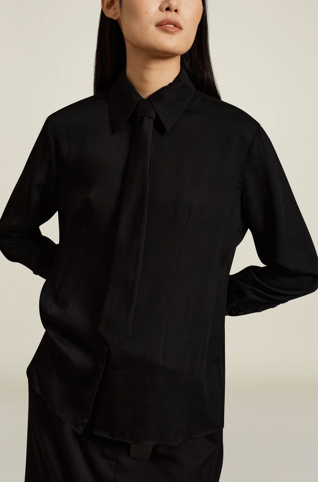 Léa Slim Blouse with Tie in Black Cupro #4