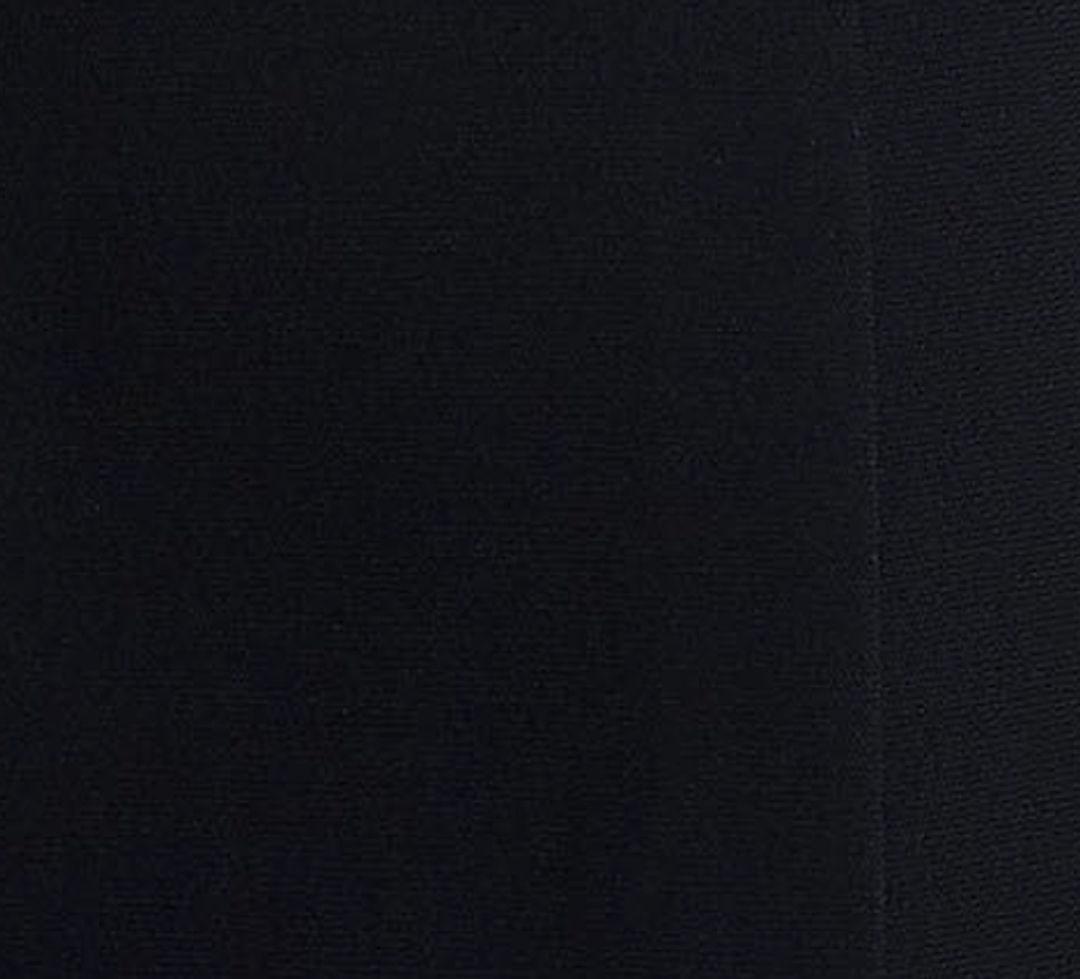 Laden Short in Black #7