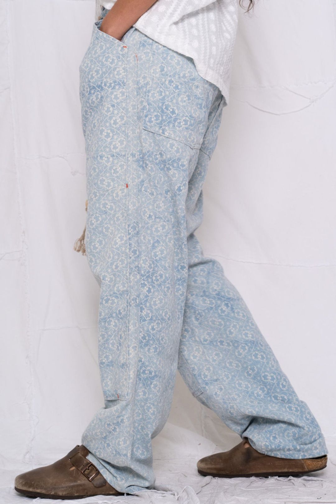 P71 Carpenter Indigo Block Print Flowers Sunfaded Sky Blue #5