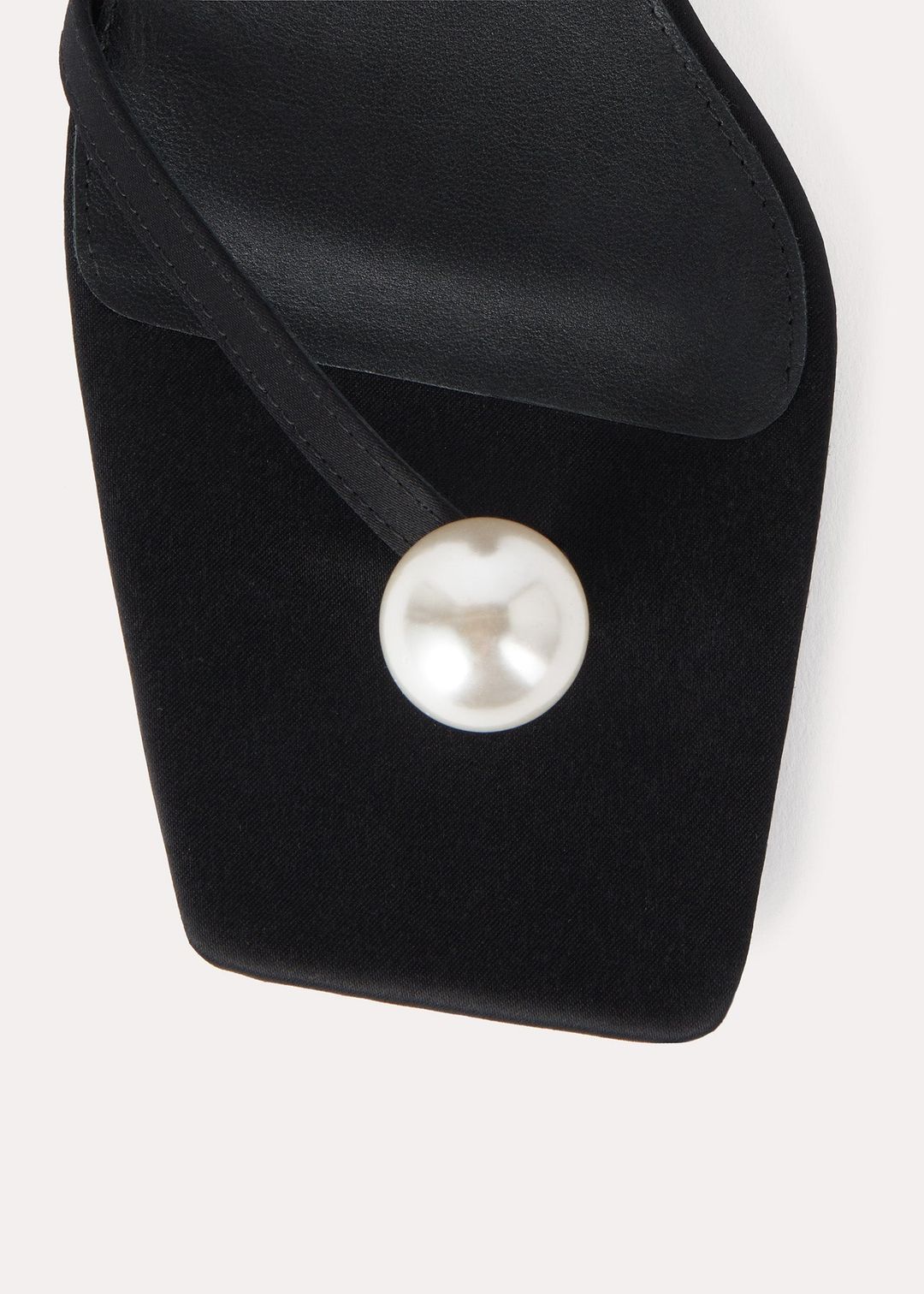 The Pearl Flat black #5
