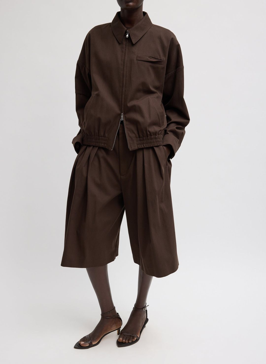 Luxe Spring Twill Tucked Pleated Wide Leg Short #5