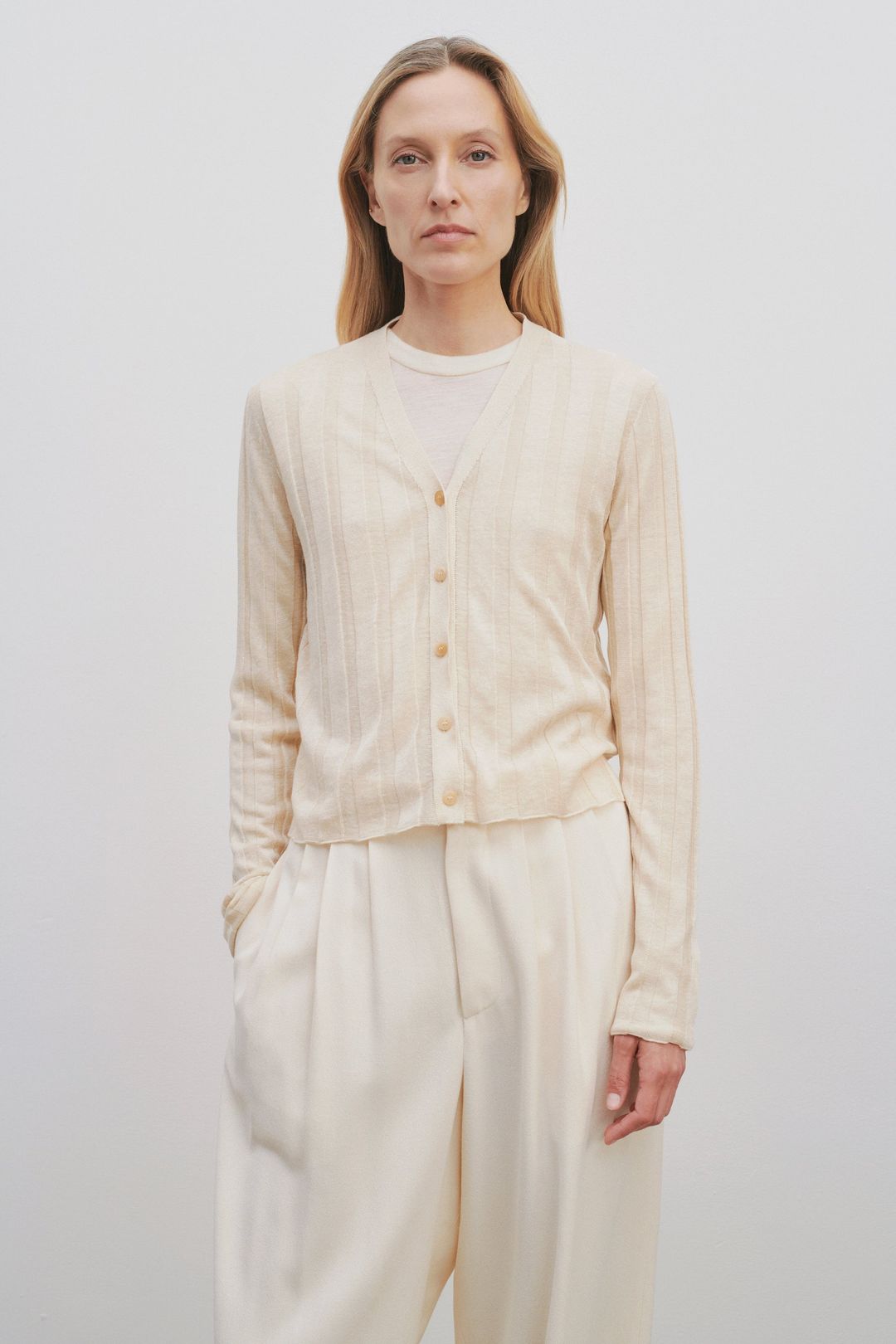 Dwin Cardigan in Linen and Silk #4