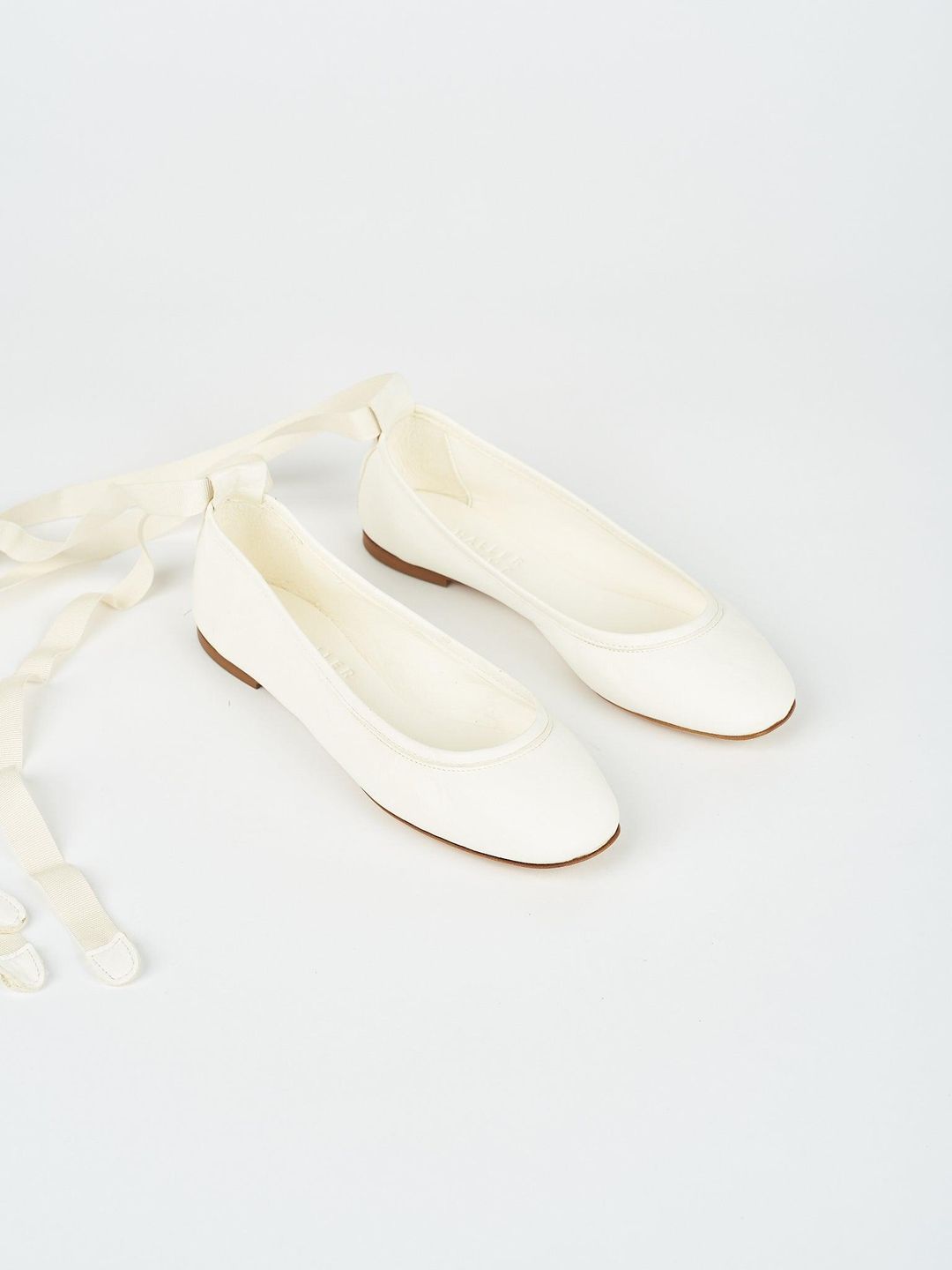 The Modern Ballet in Soft White #6
