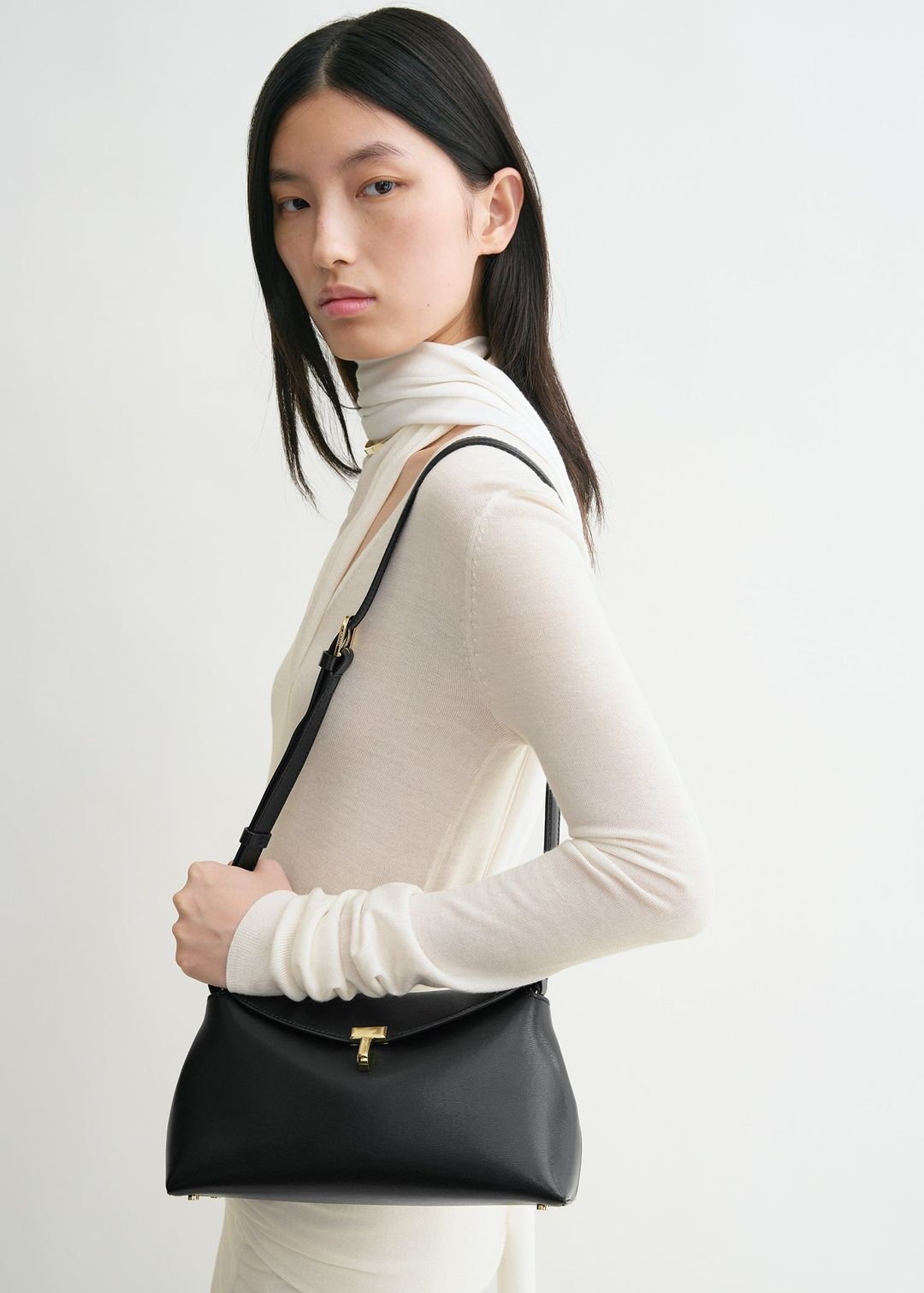 T-Lock leather clutch black #3