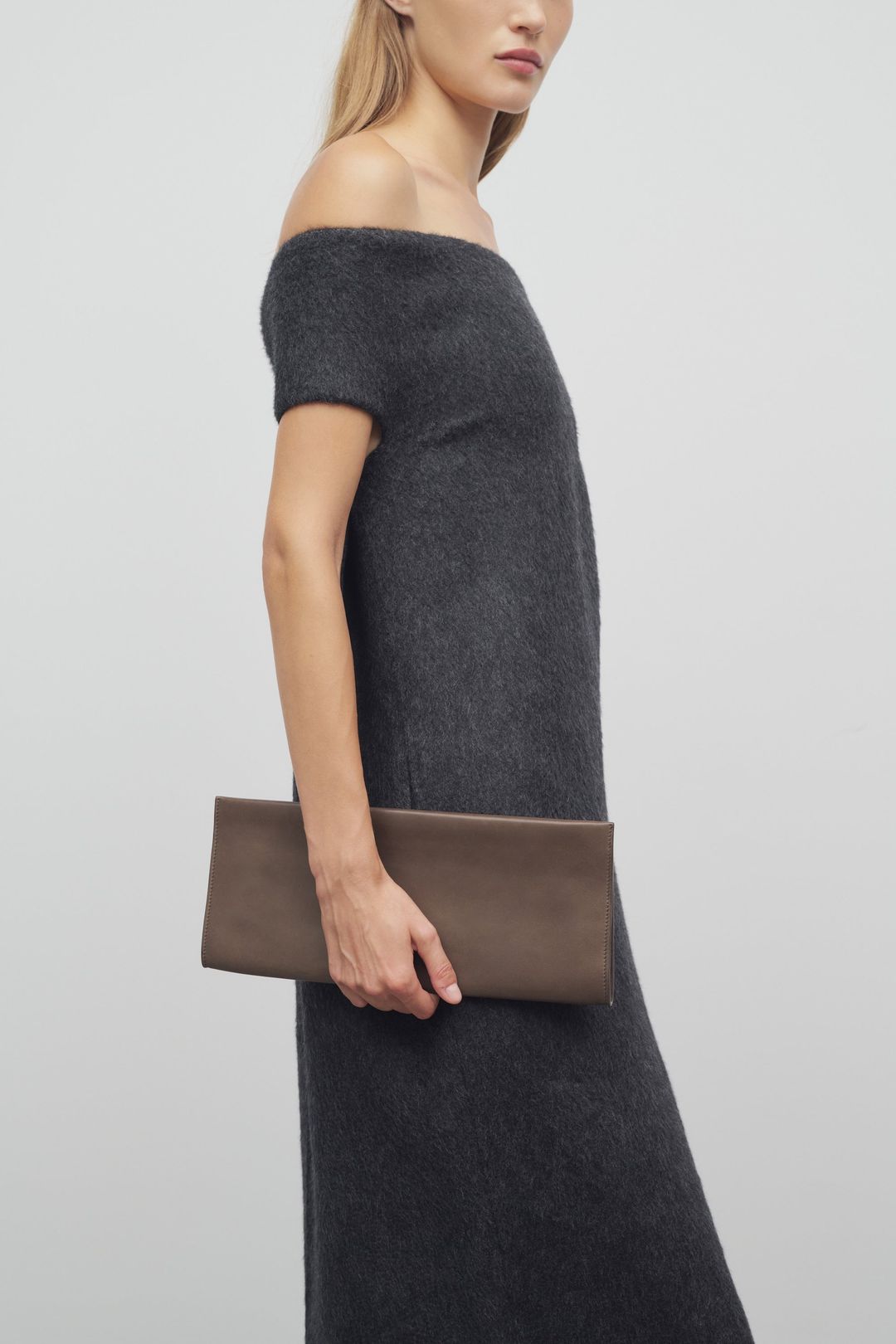Flat Clutch in Leather #5
