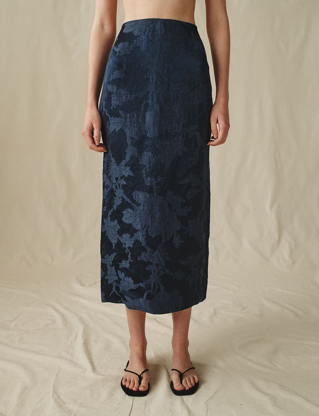 The Pencil Skirt in Floral Jacquard