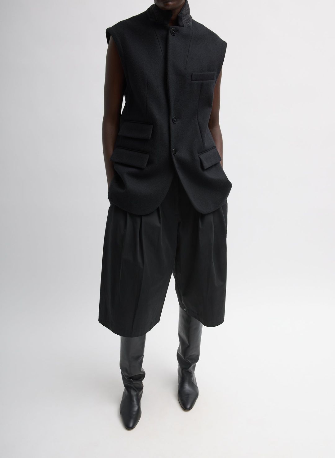 Bio Twill Triple Pleat Short #9