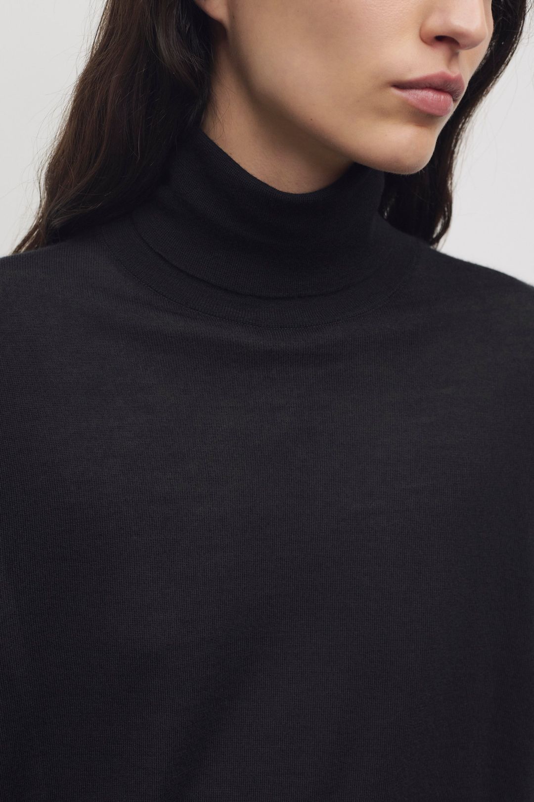 Nabari Turtleneck #6