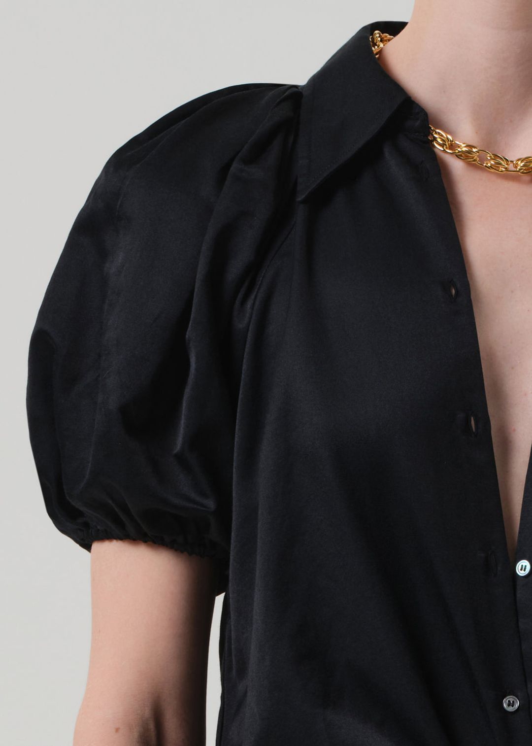 Leila Blouse in Black #4