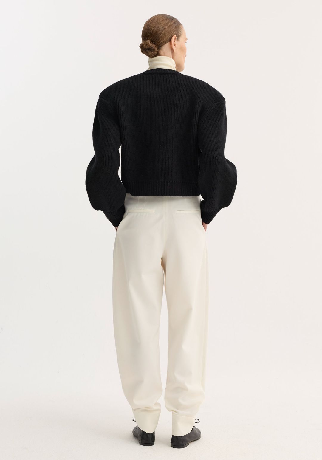 Barrel leg trousers | off white #4