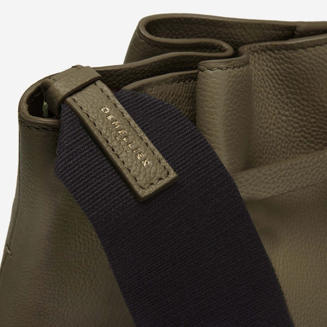 The New York Large Bucket #6