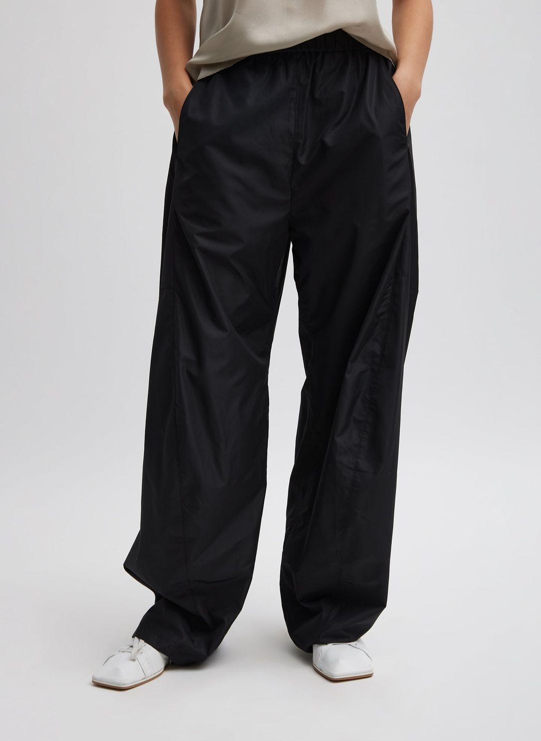Italian Sporty Nylon Winslow Pant