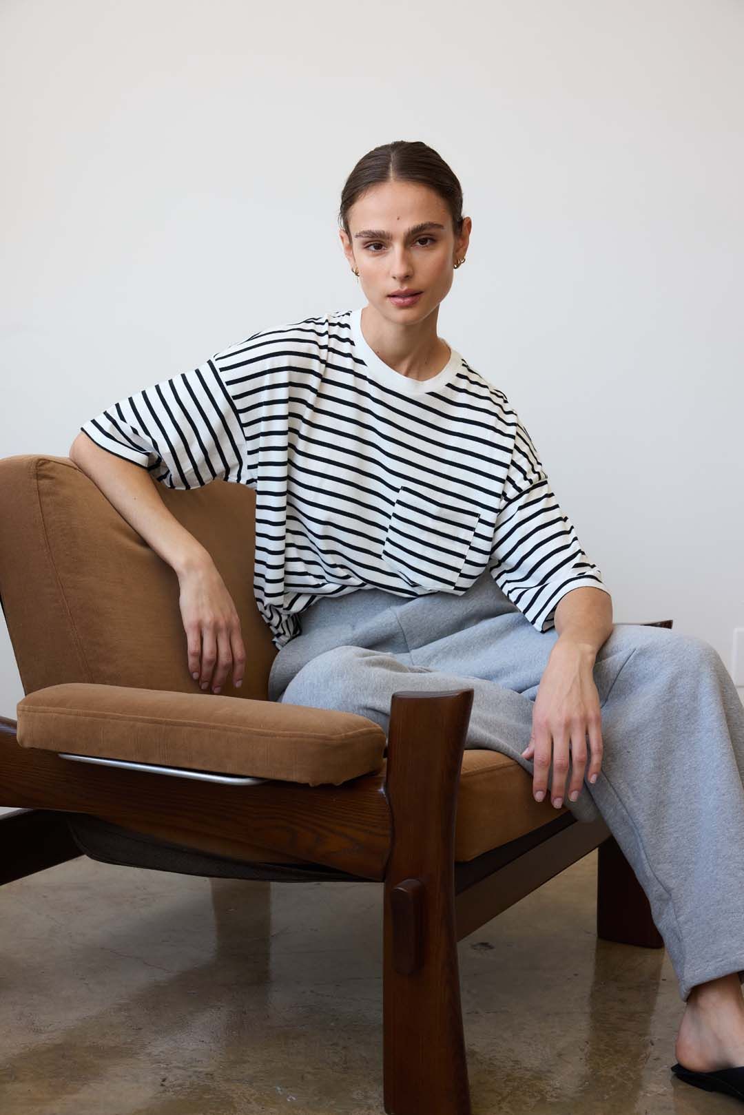 The Arc Lounge Pant in Heather Grey #4