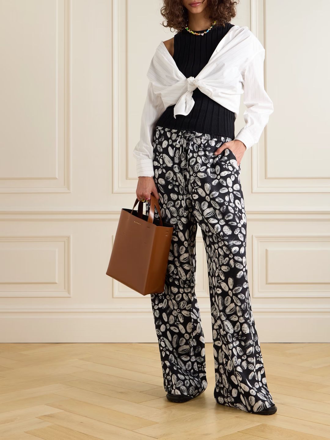 Floral Printed Pull-On Pants - Black