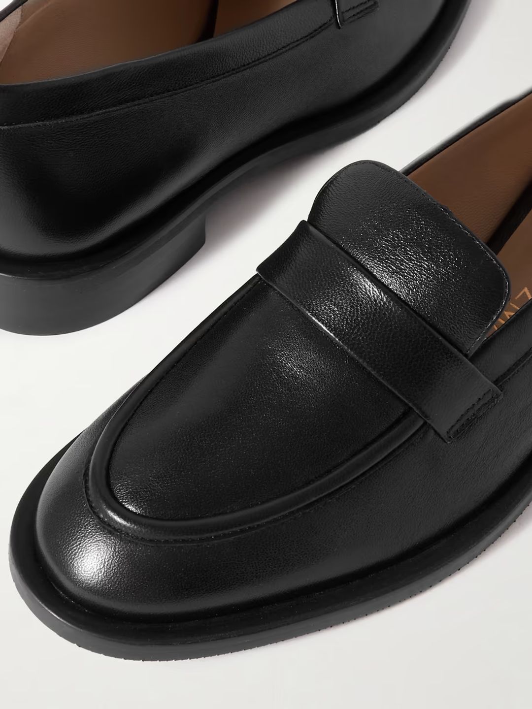 PALMER SLEEK LOAFER