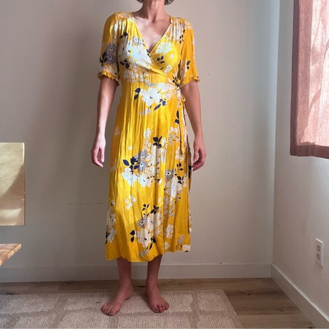 Pia crepe floral midi wrap dress in yellow #2