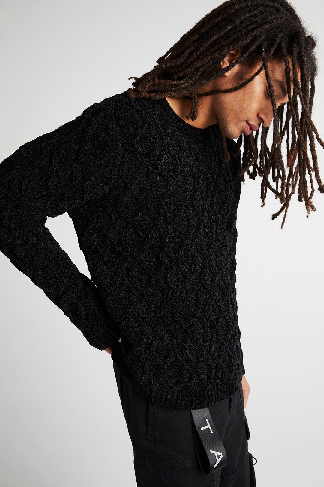 CREWNECK SWEATER | BLACK CABLE