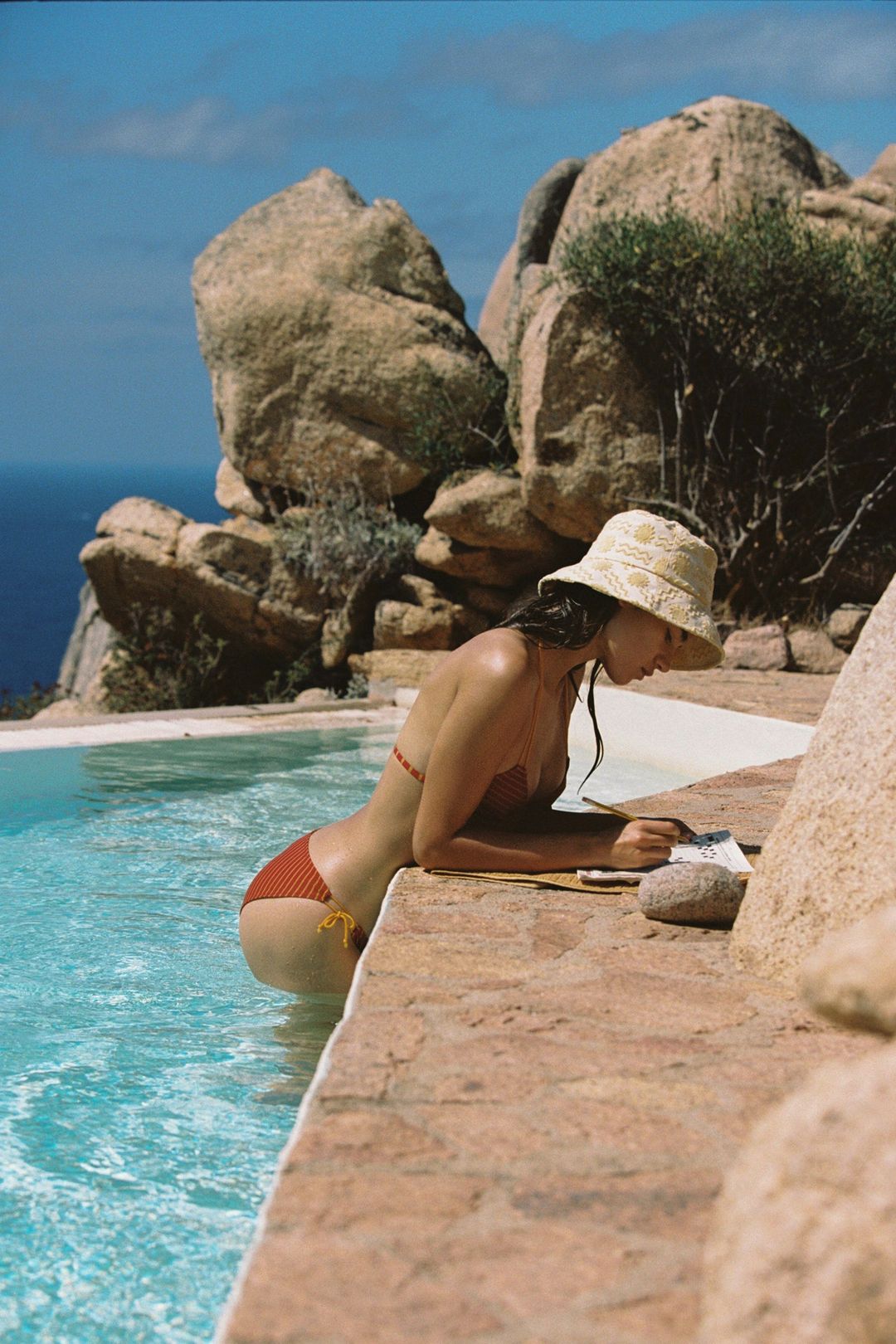 Wave Bucket - Summer of Sun #5