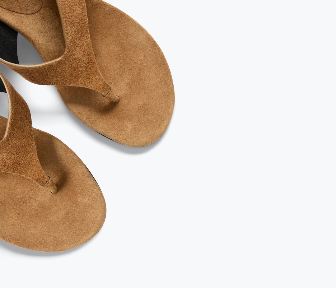 KAT HEELED LEATHER THONG SANDAL #4