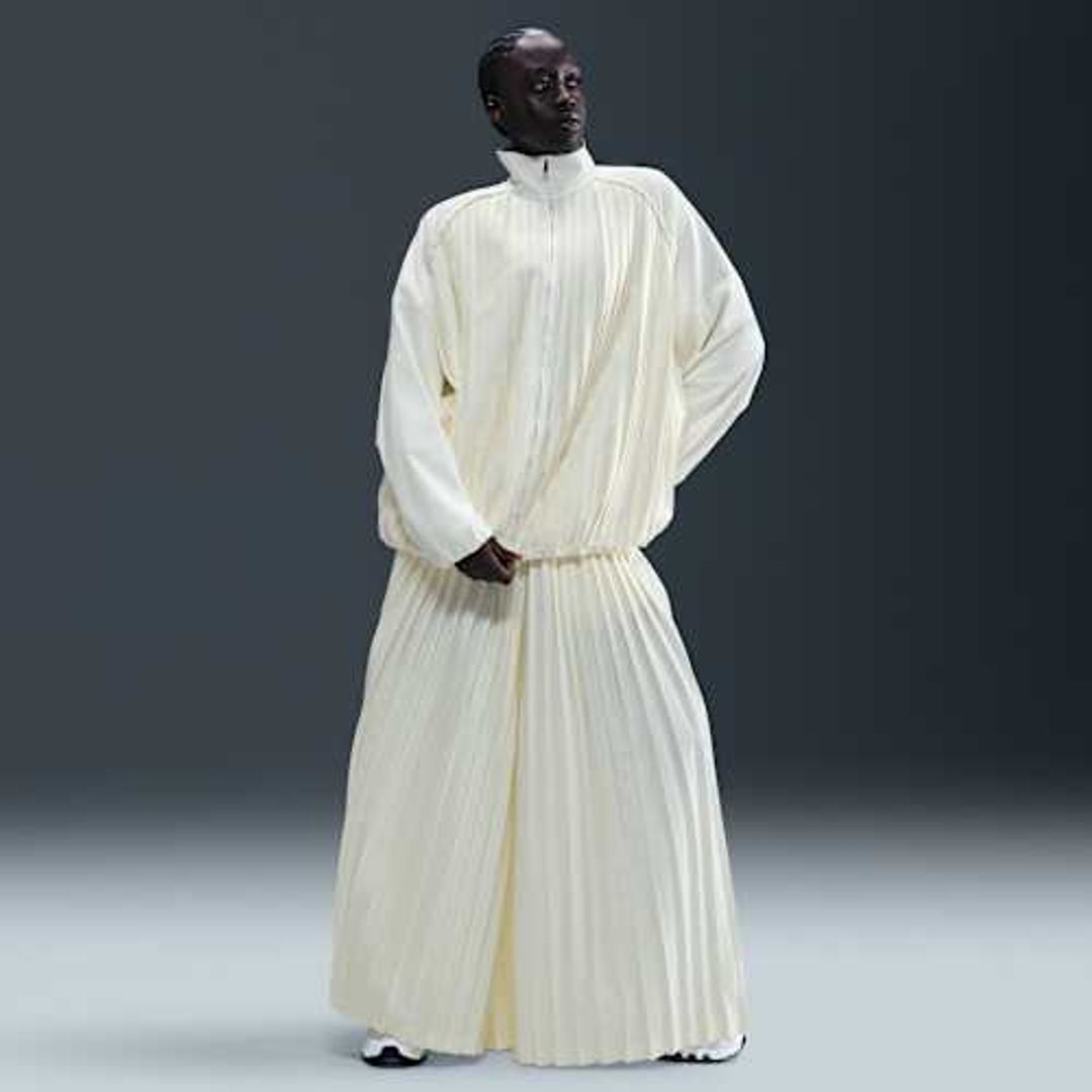 Nike Sportswear Collection Women's Mid-Rise Pleated Track Pants