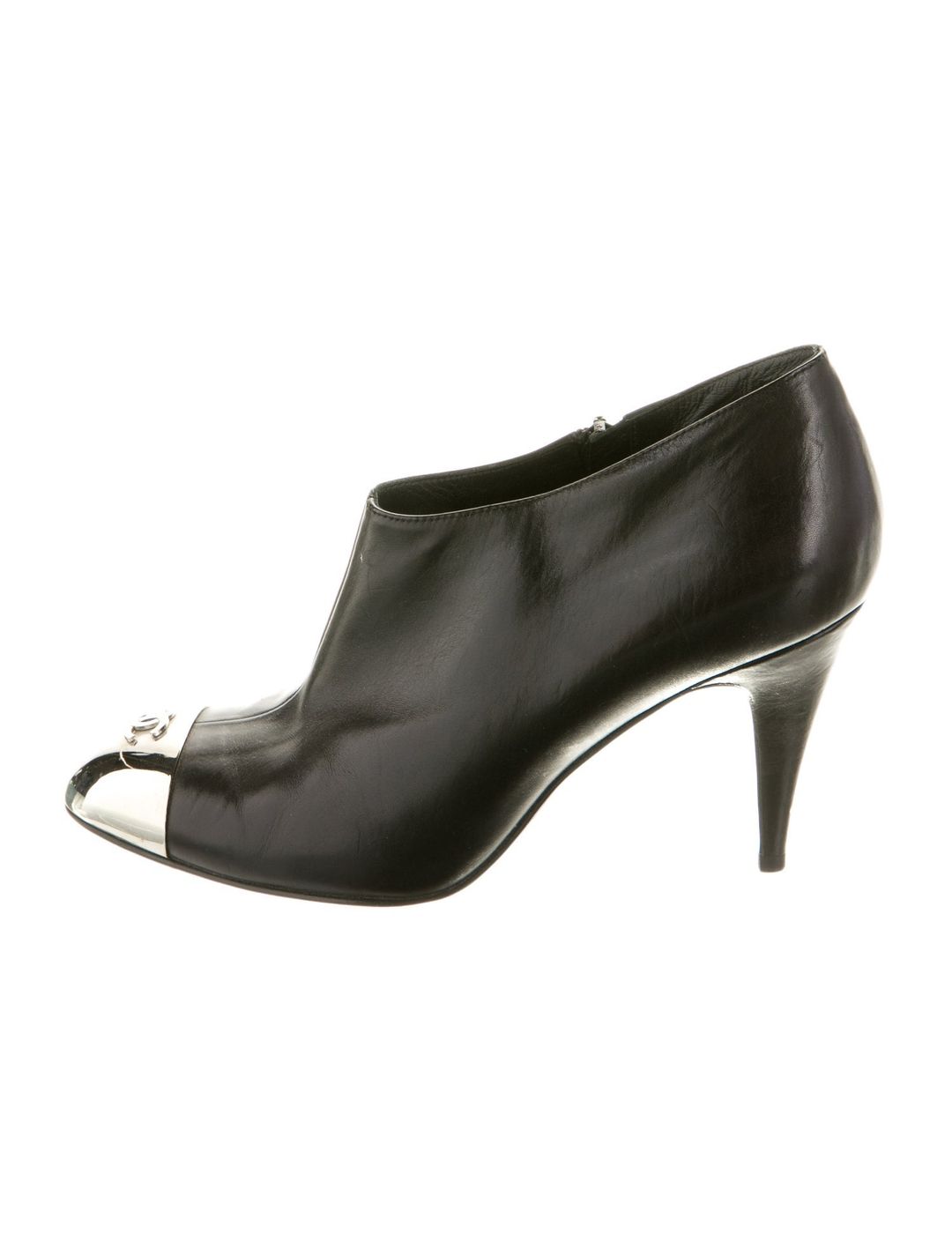 Chanel 2008 Interlocking CC Logo Boots