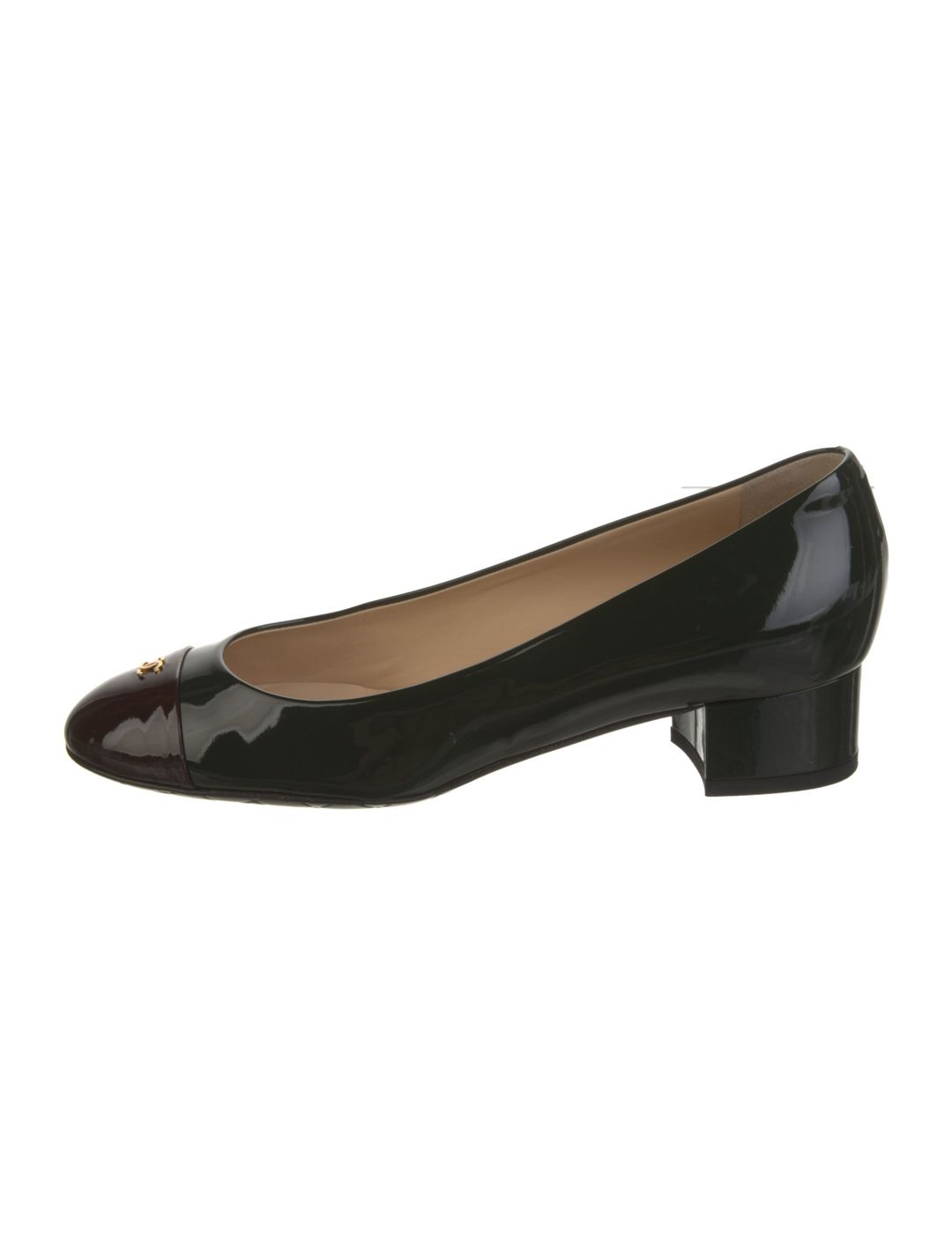 Chanel Interlocking CC Logo Patent Leather Pumps