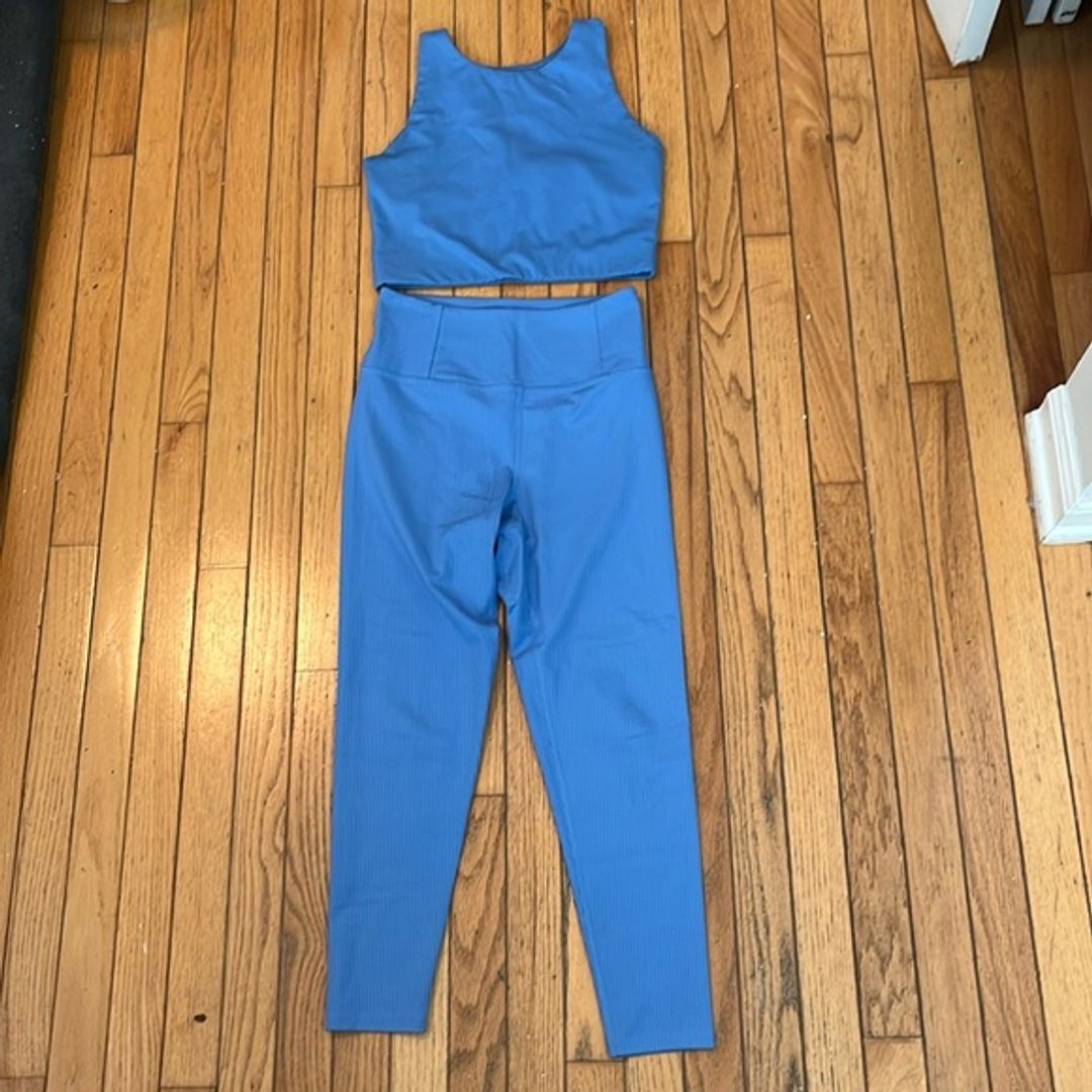 Girlfriend Collective RIB ribbed crop top and 3/4 high waisted leggings set