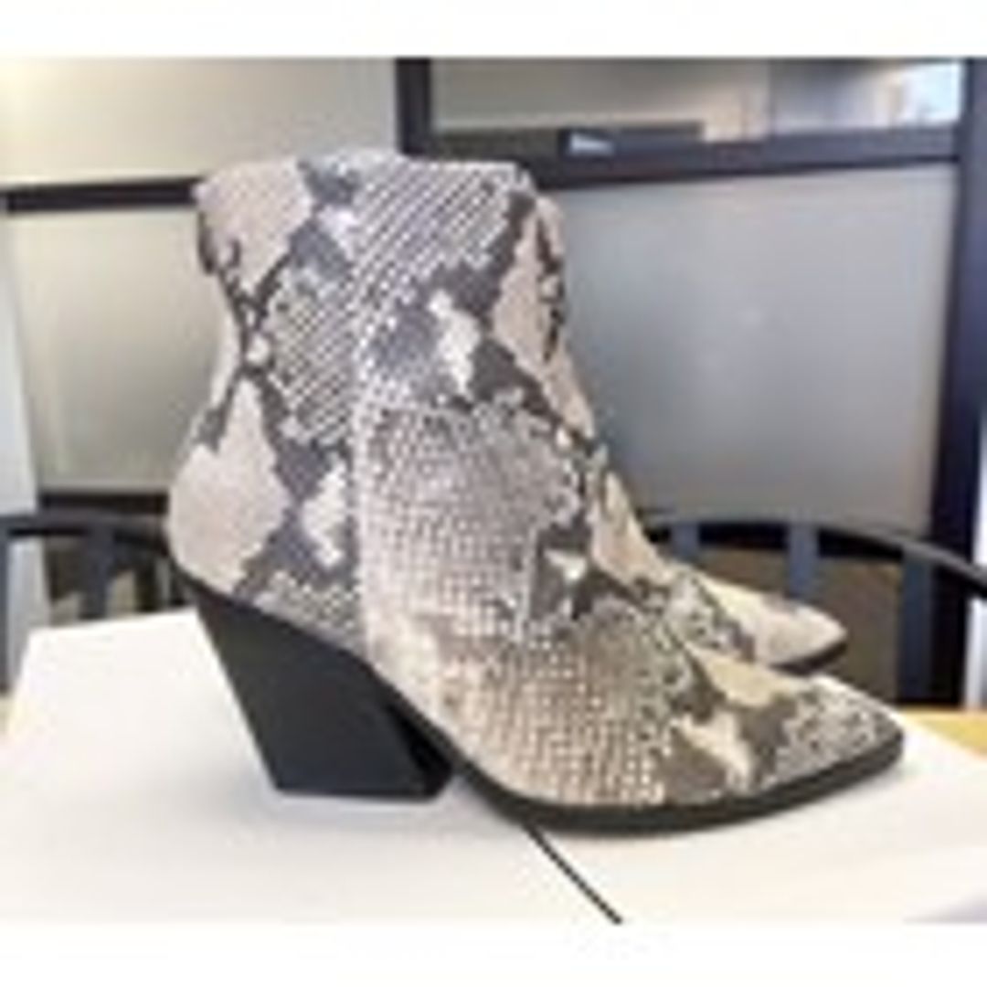 Dolce Vita 6.5 Issa Gray/Tan Snake Print Leather Boot