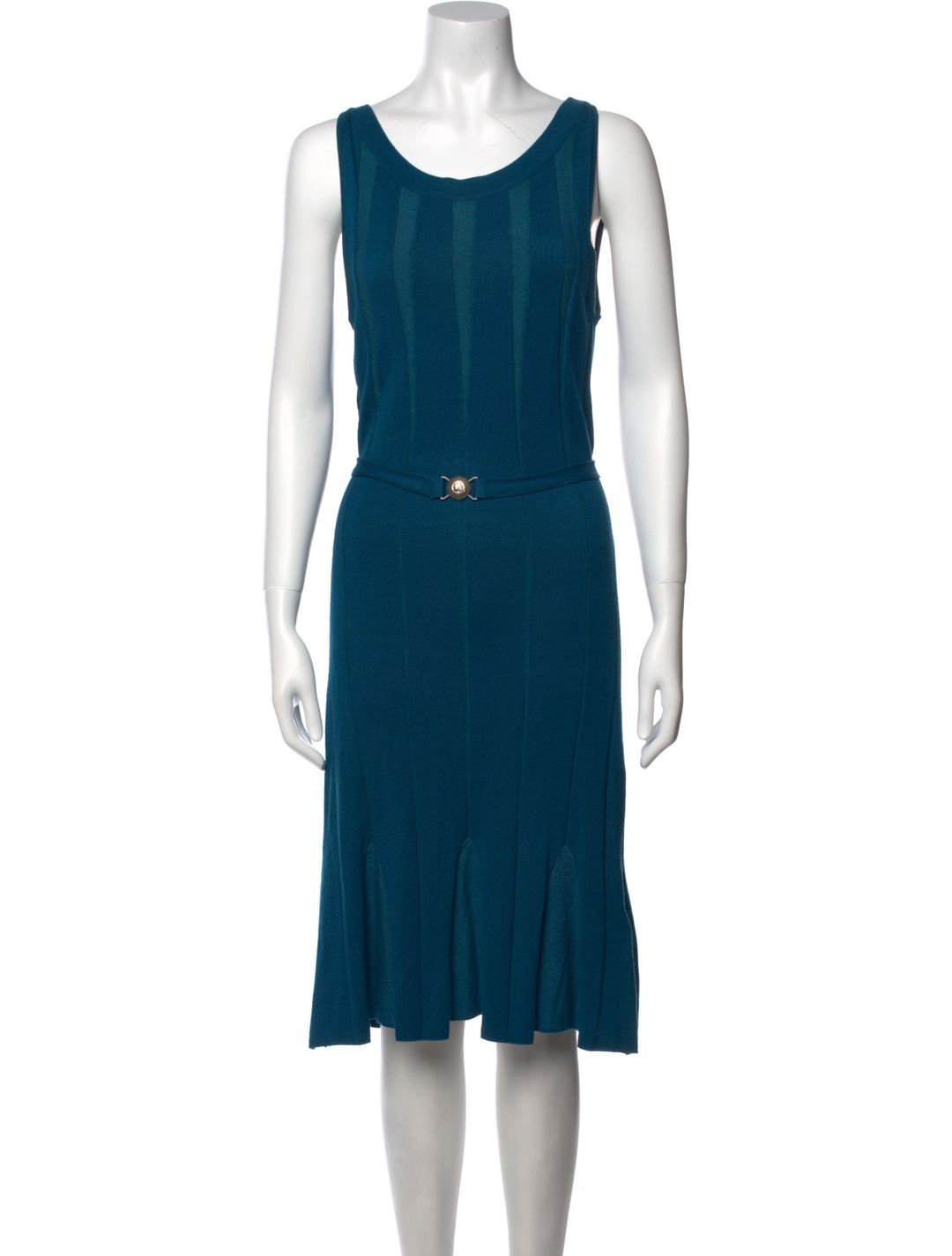 Scoop Neck Knee-Length Dress