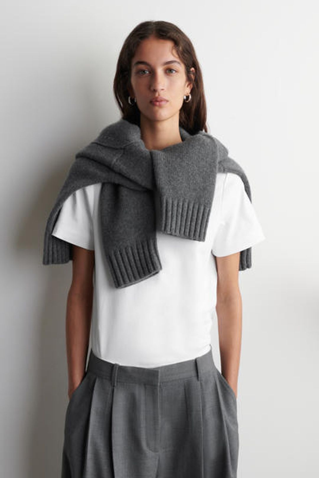 THE CLEAN CUT T-SHIRT