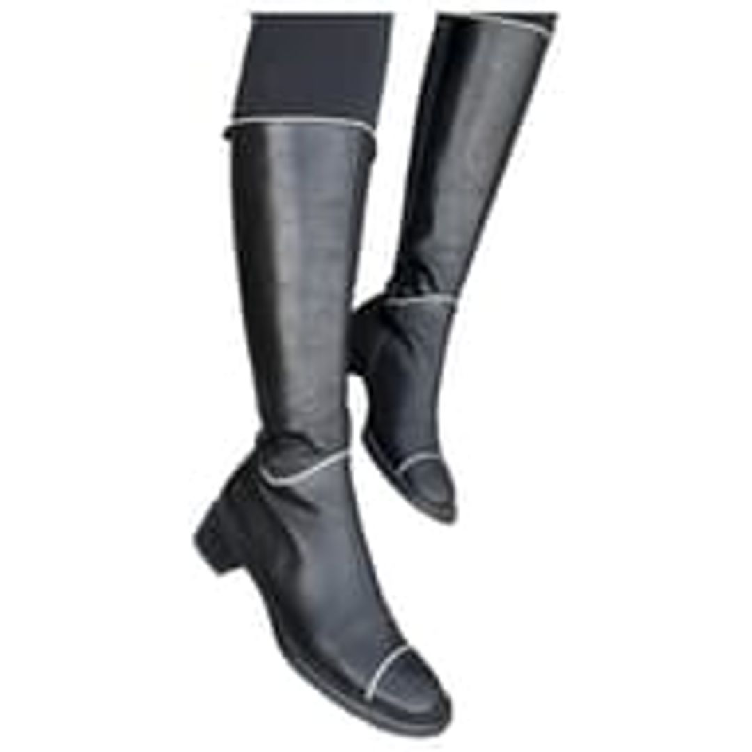 Leather riding boots