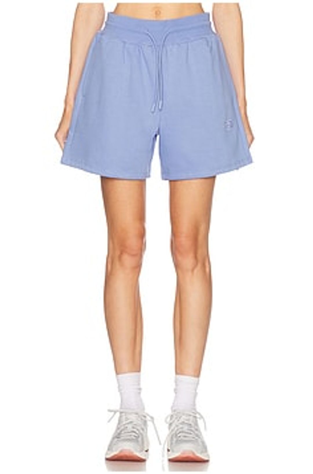 Essential Relaxed Short
