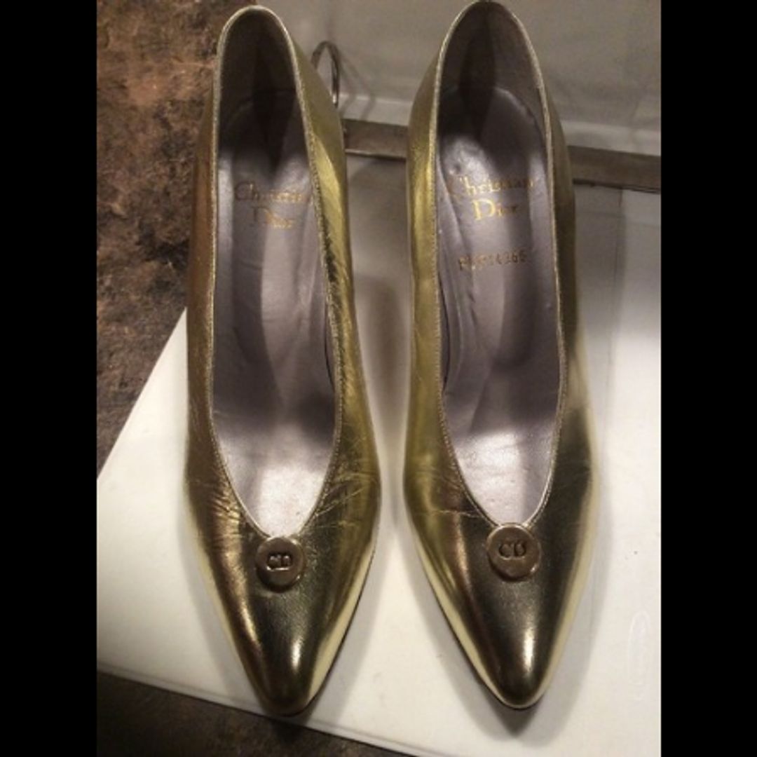 Pointy Toe Classic Pumps