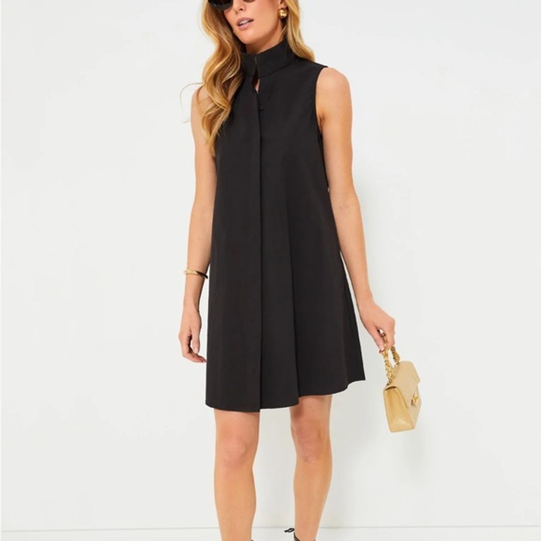 Sleeveless Charlie dress in Black