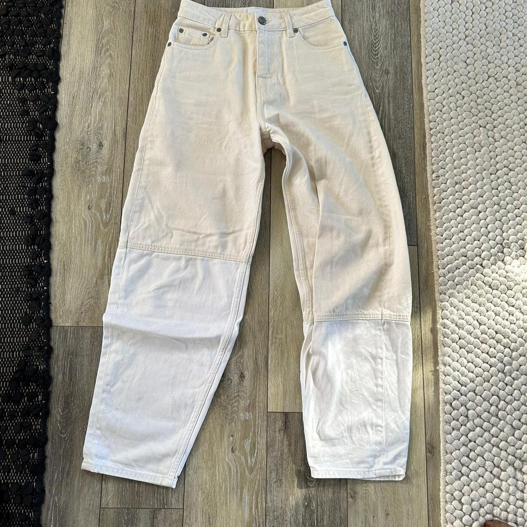 white two tone barrel jeans